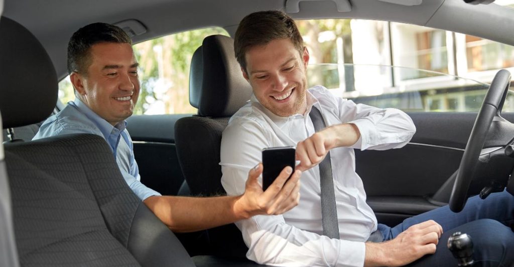 Ganhe dirigindo: Vaga imediata para motorista de app nos EUA