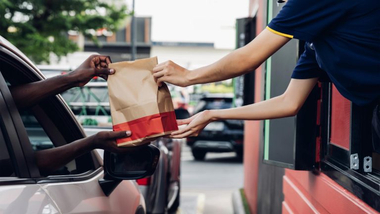 McDonald’s Canadá: Sua chance de ganhar até CA$ 36.000 por ano